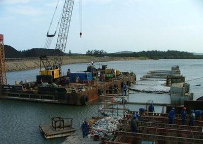 T&T Marine - Gallery of Works - Floating Barge